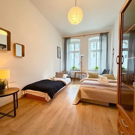 Daszynskiego Spacious By Bookinghost *